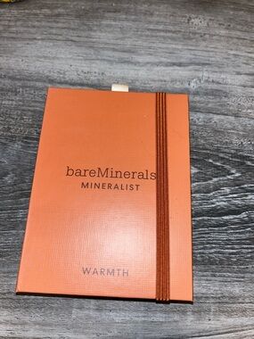 bareMinerals Mineralist Compact eye shadow Pallet